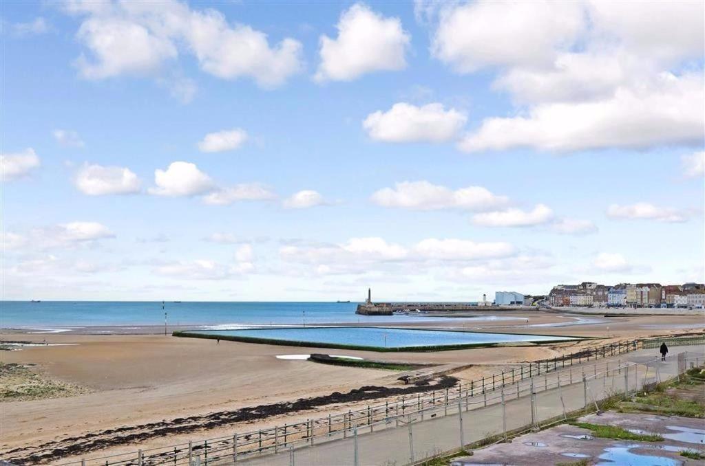 Spectacular Sea View Double, With Exclusive Bathroom & Use Of Patio And Bike Store Margate Kültér fotó